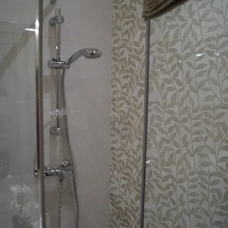 Apartment Center *