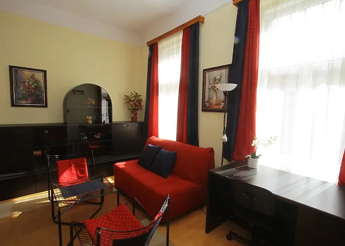 Apartment Center *